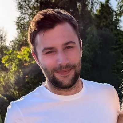 avatar related to James Tognola